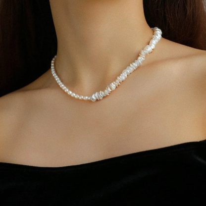 Natural Freshwater Baroque Pearl Necklace - Image 4