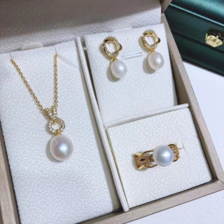 freshwater pearl jewelry set	,	plated with18k gold	,	Pearl Size :	7-9mm	,	Pearl Necklace Length :	adjustable/40+5cm	(	MJ-2249	)