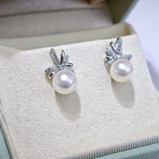 7.5-8 mm Japanese akoya pearl stud earrings, S925 silver material (MJ-3002)
