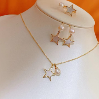 Freshwater pearl jewelry set	,	plated with18k gold	,	Pearl Size :	6-7mm	,	Pearl Necklace Length :	adjustable/40+5cm	(	MJ-2226	)