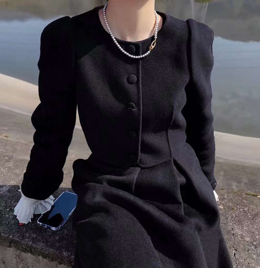 Freshwater pearl necklace , plated with 18k gold , Pearl Size : 5-6mm , Pearl Necklace Length : 45cm ( MJ-2026 ) - Image 2