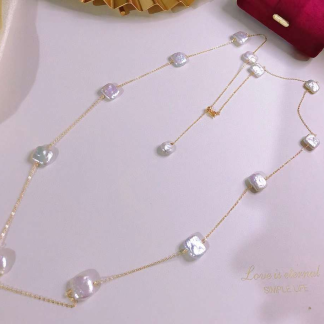 Freshwater baroque necklace	,	plated with 14k gold	,	Pearl Size :	10*10cm	,	Pearl Necklace Length :	90cm	(	MJ-2030	)