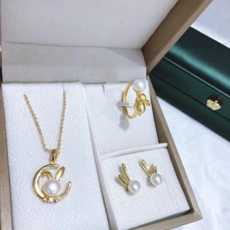 Freshwater pearl jewelry set	,	plated with18k gold	,	Pearl Size :	5-8mm	,	Pearl Necklace Length :	adjustable/40+5cm	(	MJ-2271	)