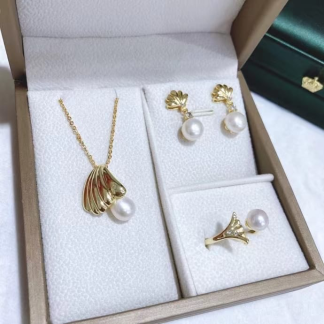 Freshwater pearl jewelry set	,	plated with18k gold	,	Pearl Size :	6-8mm	,	Pearl Necklace Length :	adjustable/40+5cm	(	MJ-2272	)