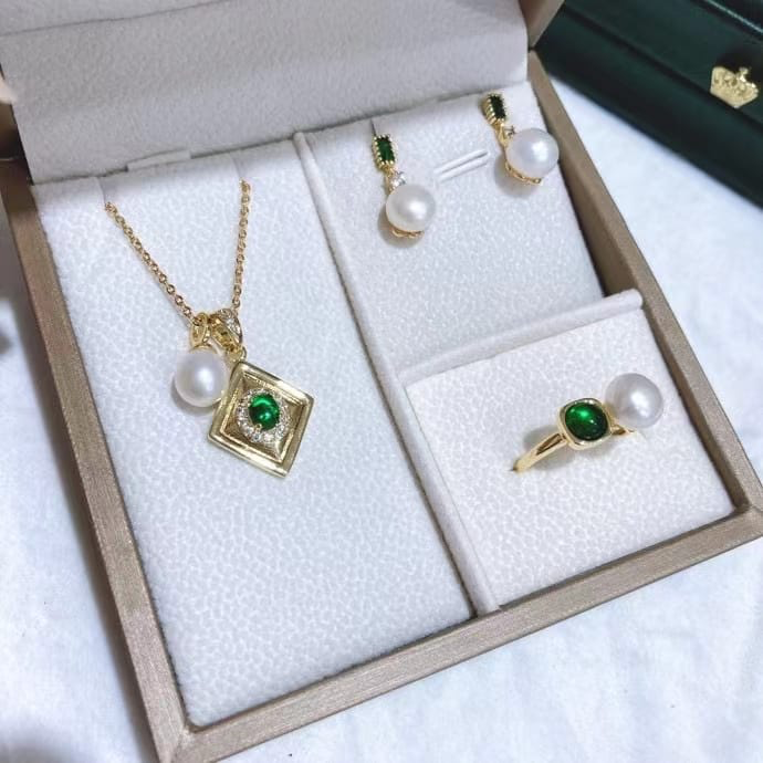 Freshwater pearl jewelry set , plated with18k gold , Pearl Size : 6-8mm , Pearl Necklace Length : adjustable/40+5cm ( MJ-2276 )