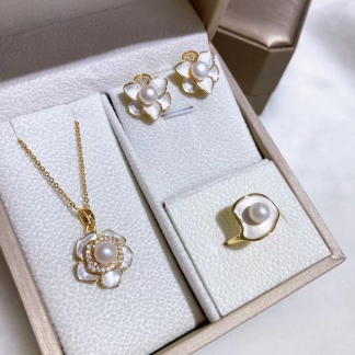 Freshwater pearl jewelry set	,	plated with18k gold	,	Pearl Size :	6-8mm	,	Pearl Necklace Length :	adjustable/40+5cm	(	MJ-2285	)