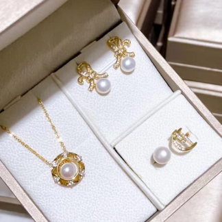 Freshwater pearl jewelry set	,	plated with18k gold	,	Pearl Size :	6-8mm	,	Pearl Necklace Length :	adjustable/40+5cm	(	MJ-2297	)