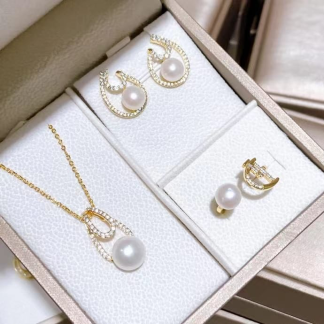 Freshwater pearl jewelry set	,	plated with18k gold	,	Pearl Size :	6-8mm	,	Pearl Necklace Length :	adjustable/40+5cm	(	MJ-2298	)